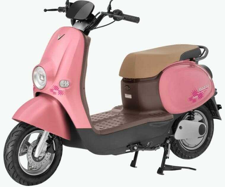 Mẫu xe máy điện VinFast Motio với thiết kế nhỏ gọn, phù hợp với học sinh