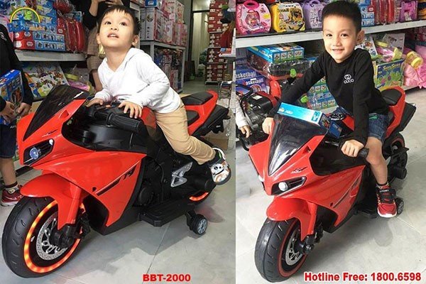 Mẫu xe mô tô điện trẻ em kiểu dáng thể thao dành cho bé trai