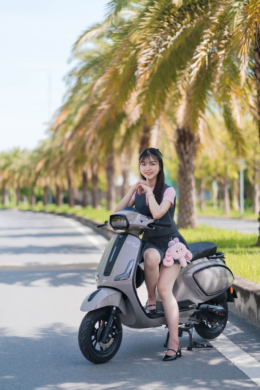 Mẫu xe Osakar Nispa Viva P 50cc với thiết kế thanh lịch