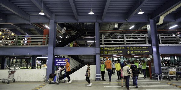 Mô hình nhà đỗ xe máy cao tầng tại sân bay