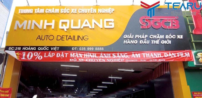 Một cơ sở chăm sóc xe hơi với trang thiết bị hiện đại