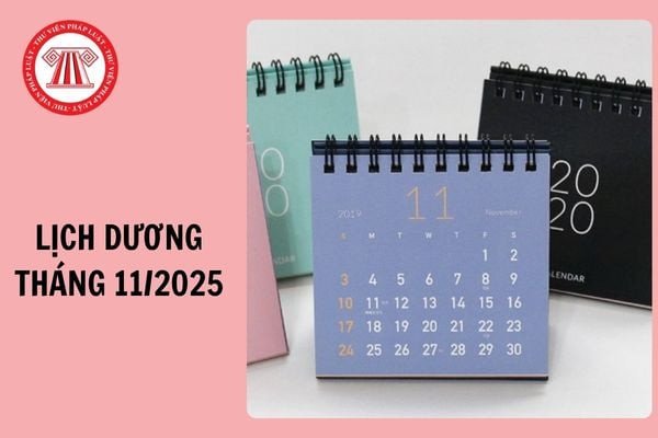 Một góc phố tại Sơn La với nhiều phương tiện giao thông đỗ trên vỉa hè