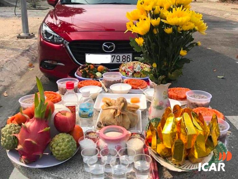 Nghi thức cúng xe cuối năm cần chuẩn bị thêm các lễ vật cúng Ông Táo về trời