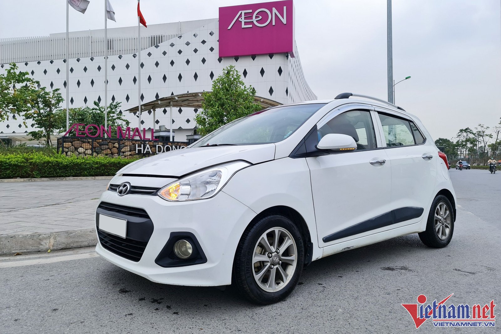 Nội thất Hyundai i10 cũ, một lựa chọn xe 4 chỗ giá rẻ dưới 200 triệu
