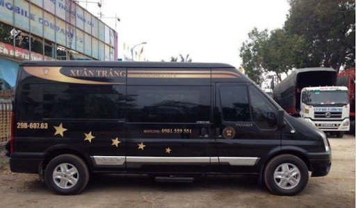 Nội thất sang trọng của xe limousine phục vụ tuyến Mộc Châu Hà Nội