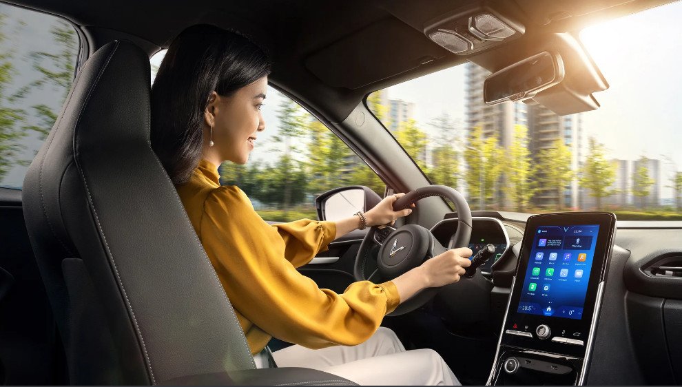 Nội thất xe VinFast VF e34 rộng rãi và tiện nghi