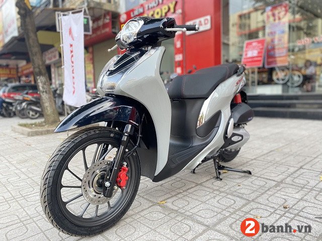 Nữ cao 1m6 lái xe SH Mode có thoải mái không