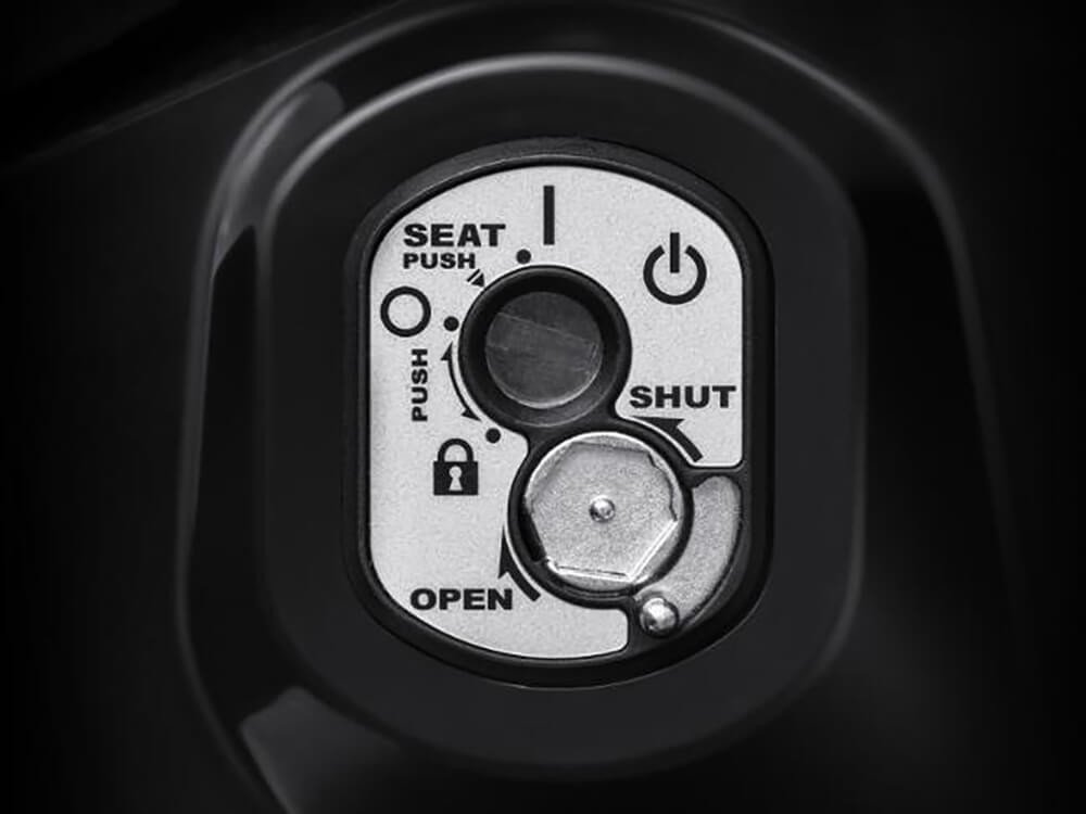 Ổ khóa hiện đại 4 trong 1 trên Wave RSX FI