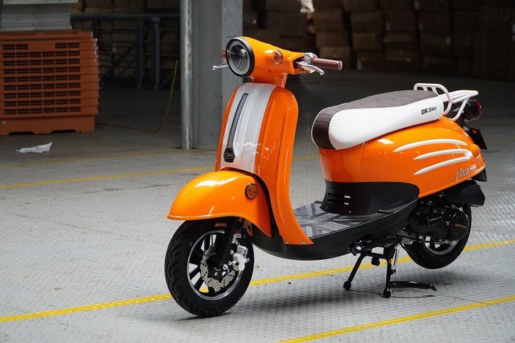 Phụ huynh nên cân nhắc kỹ các yếu tố như thiết kế, trọng lượng và tiện ích khi chọn xe 50cc cho con gái