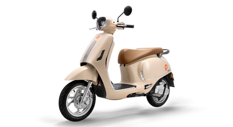 Phương tiện di chuyển bằng điện không cần bằng lái cho học sinh