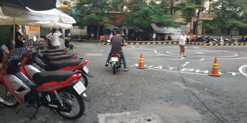 Quá trình đăng ký và thi bằng lái xe máy A1