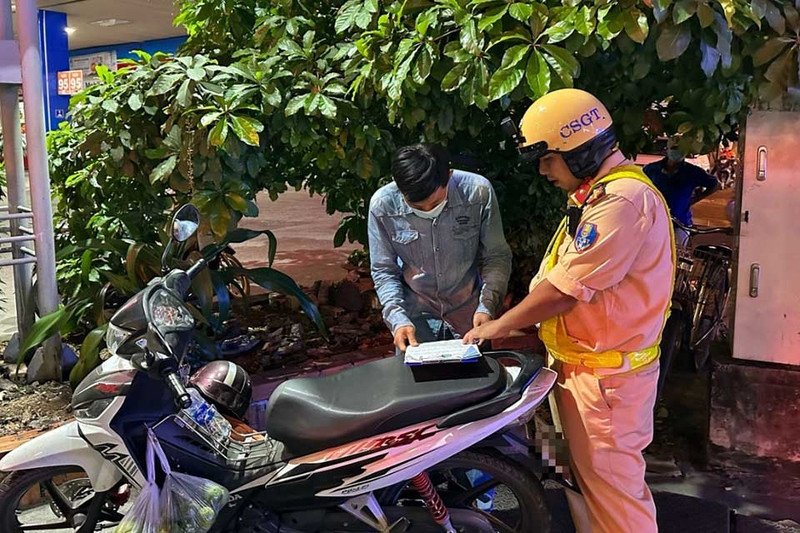 Quy định xử phạt nồng độ cồn khi lái xe máy