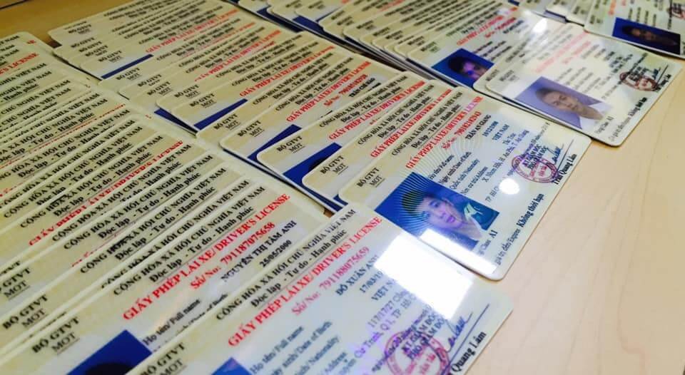 Quy trình đăng ký và các loại phí đi kèm khi thi bằng lái xe máy A1