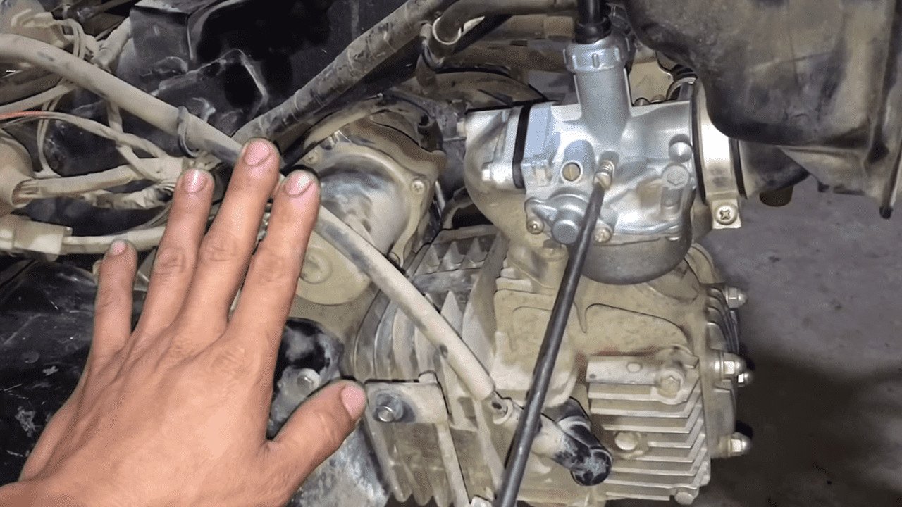 Quy trình điều chỉnh vòng tua không tải trên xe 50cc