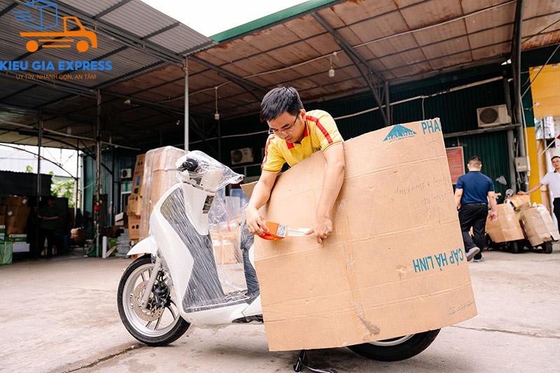 Quy trình gửi xe máy từ Hà Nội vào Bình Dương chuyên nghiệp