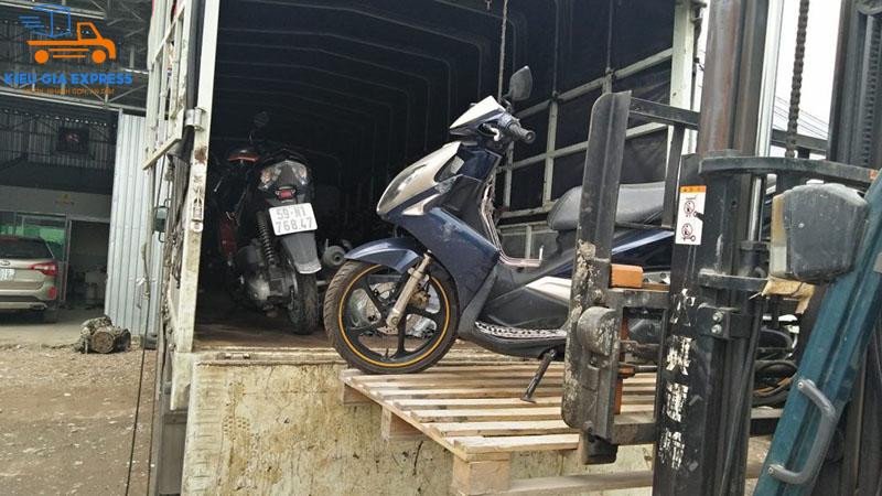 Quy trình vận chuyển xe máy an toàn