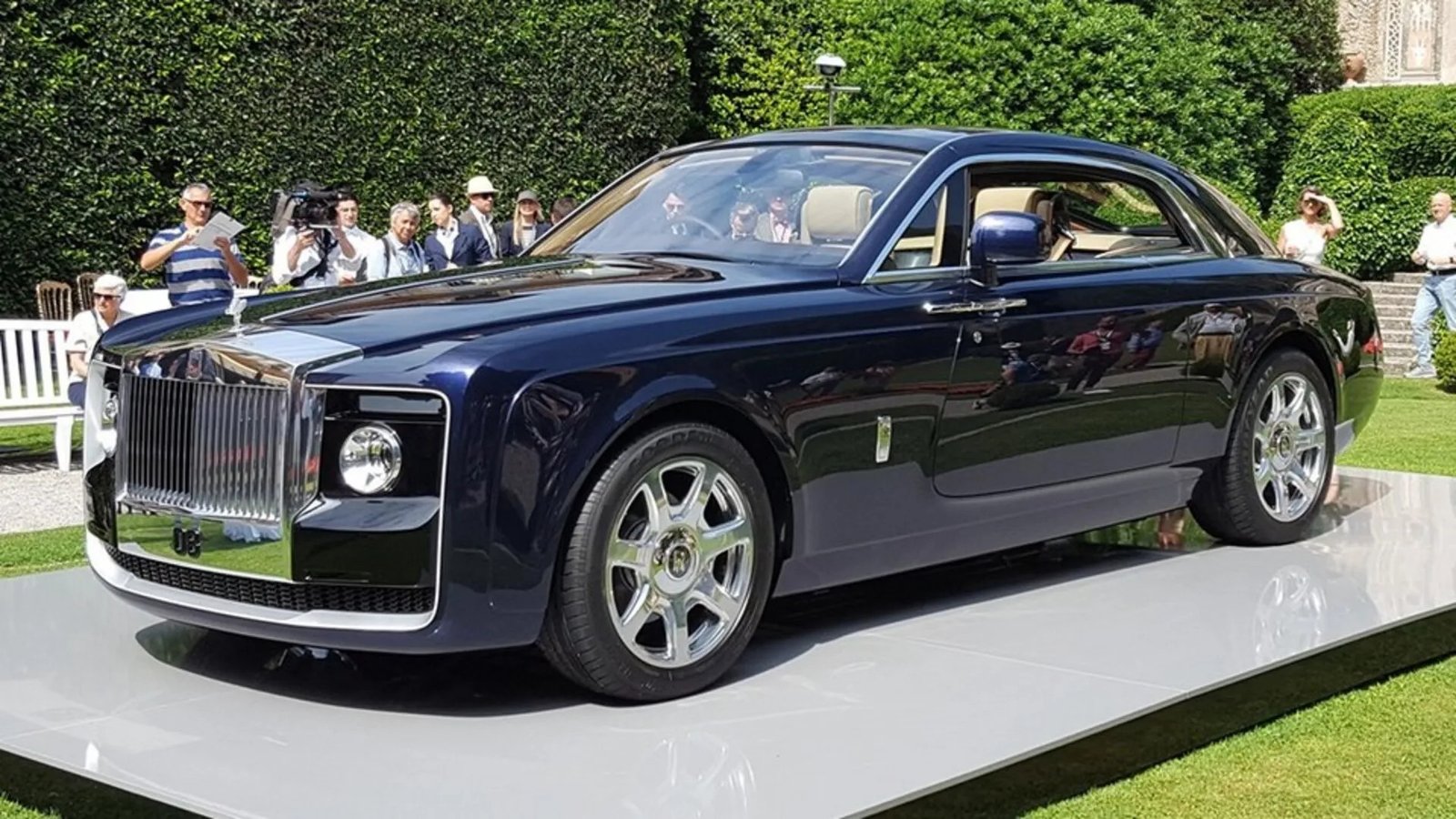 Rolls-Royce Sweptail với thiết kế mui xe đặc biệt