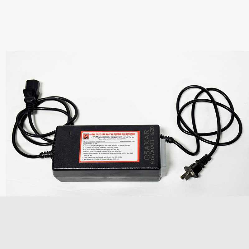 Sử dụng bộ sạc xe uy tín, chính hãng để đảm bảo an toàn, tránh rủi ro khi sử dụng lâu dài