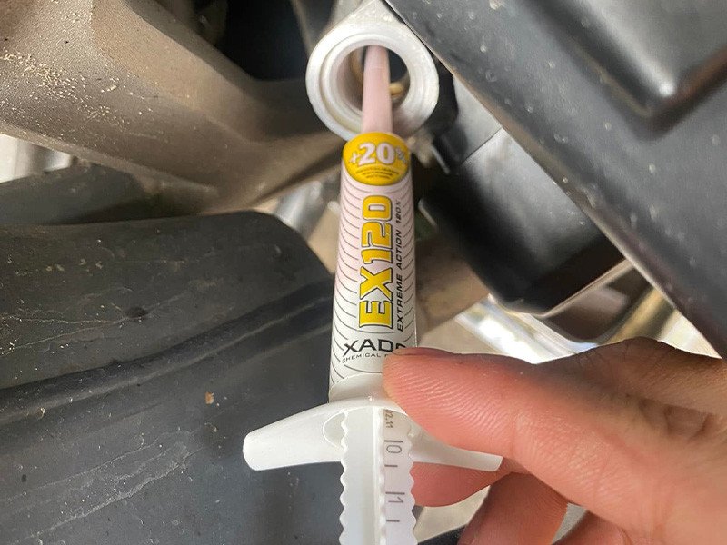 Sử dụng phụ gia làm sạch giúp động cơ Honda luôn sạch cặn bẩn