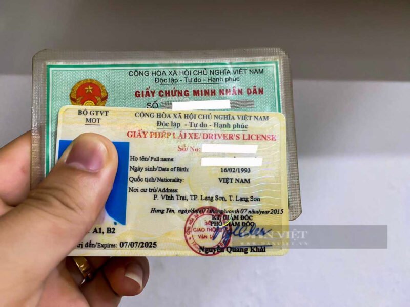 Tài xế cần mang đầy đủ giấy tờ xe khi tham gia giao thông