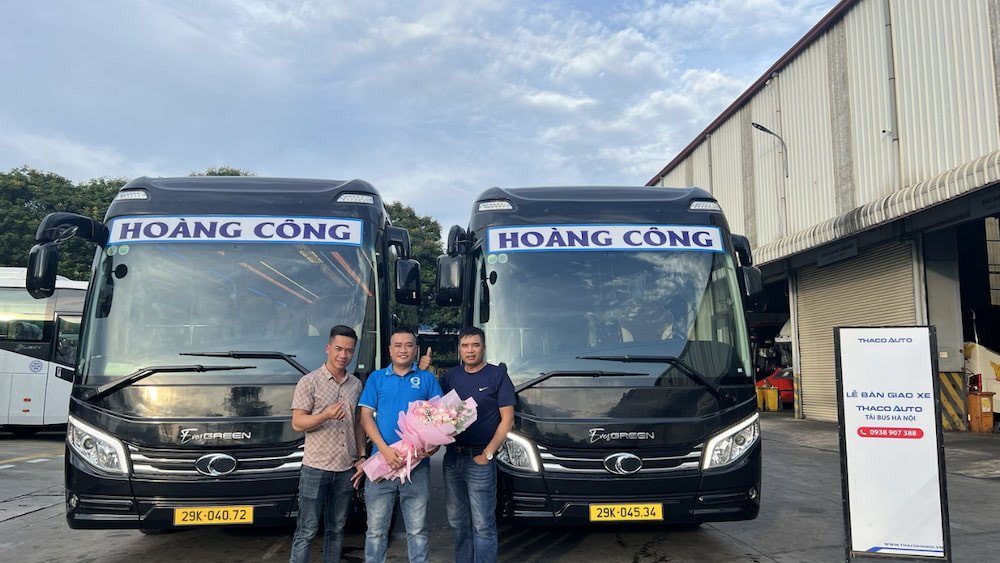 Theo dõi website và fanpage của nhà xe Hoàng Công để cập nhật giá vé Tết 2025