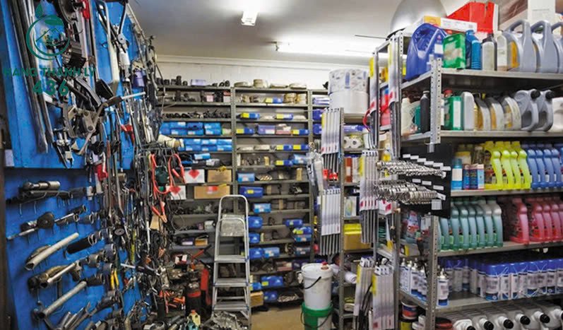 Tìm kiếm phụ tùng xe máy cũ cho xe cổ tại các bãi phụ tùng