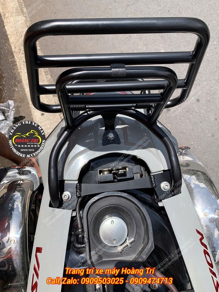 Toàn bộ vị trí gắn ốc vít đều đúng chuẩn nguyên bản của xe, đảm bảo chuẩn chỉnh từng chi tiết