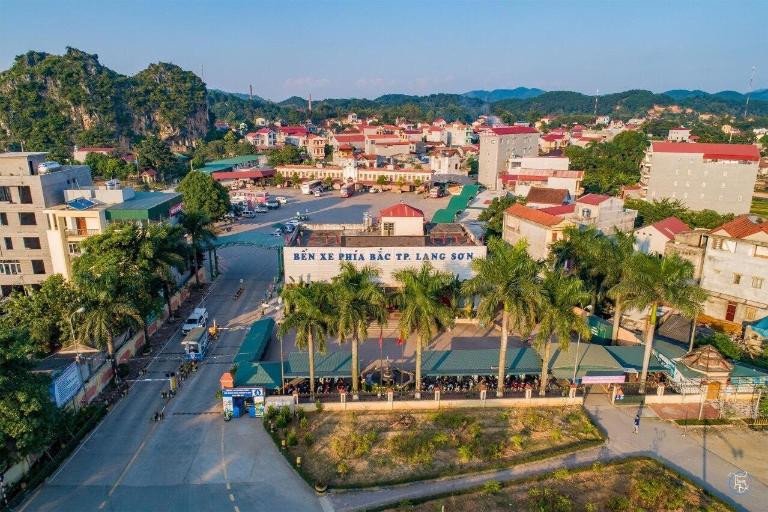 Toàn cảnh Bến xe Lạng Sơn, cửa ngõ giao thông phía Bắc