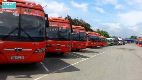 Tổng quan về sự phát triển của hãng xe khách lớn