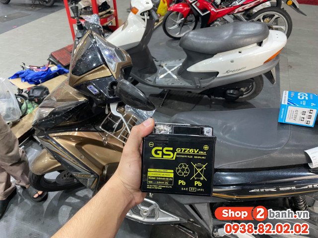 Vị trí ắc quy xe Air Blade 125 dưới yên xe