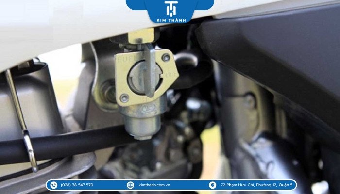 Vị trí van khóa xăng trên xe máy