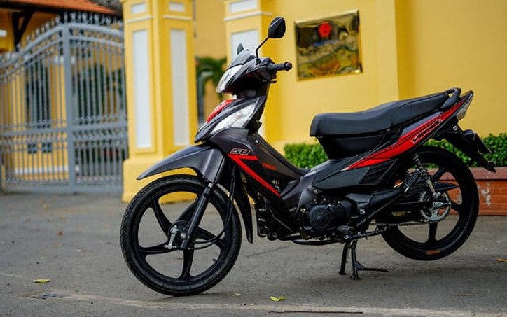 Xe 50cc Kymco Visar S với thiết kế thể thao, góc cạnh