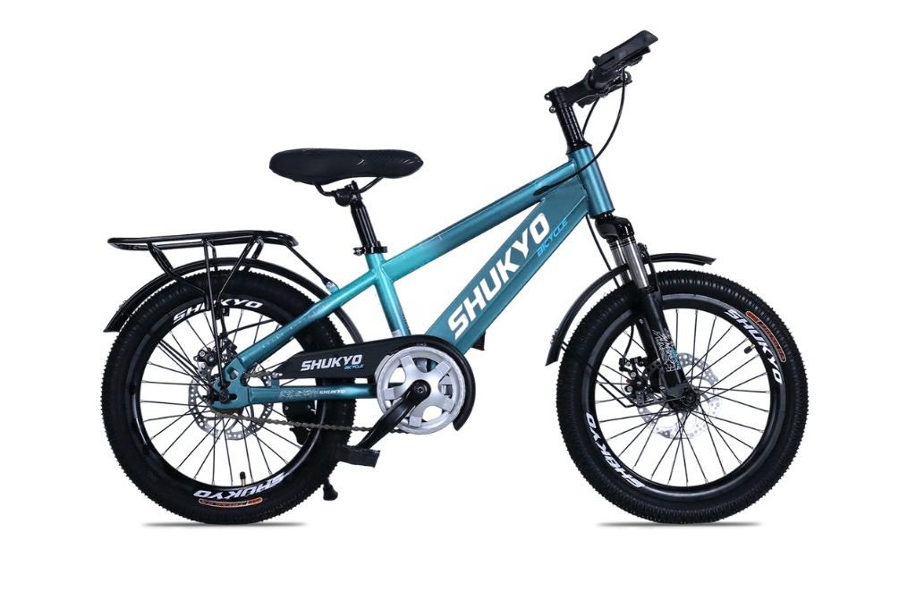 Xe đạp dành cho các bé 7 tuổi được thiết kế với màu sắc bắt mắt và kiểu dáng thể thao phù hợp cho các em