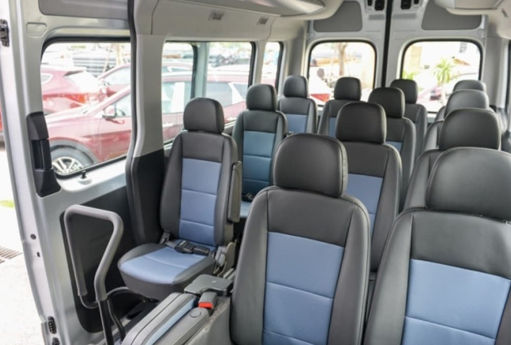 Xe ghế ngồi là lựa chọn tiết kiệm cho các tuyến đường ngắn