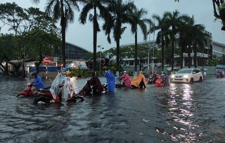 Xe máy bị ngập nước cần được kiểm tra kỹ lưỡng