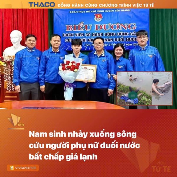 Xe máy chở lợn trên đường nông thôn với vật nuôi được buộc tạm bợ