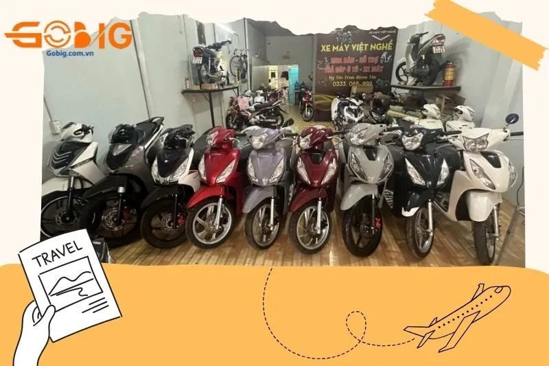 Xe máy cũ được bày bán tại cửa hàng