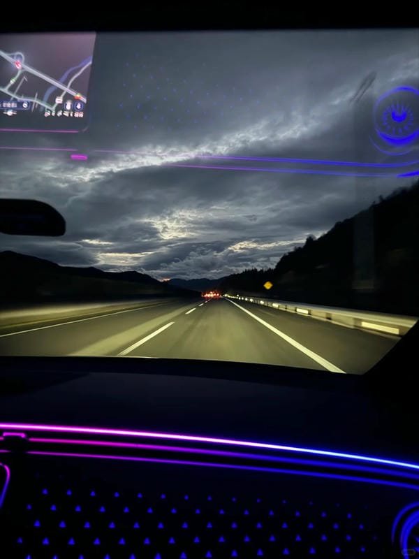 Hình Ảnh Ngồi Trên Xe Ô Tô Ban Đêm 11