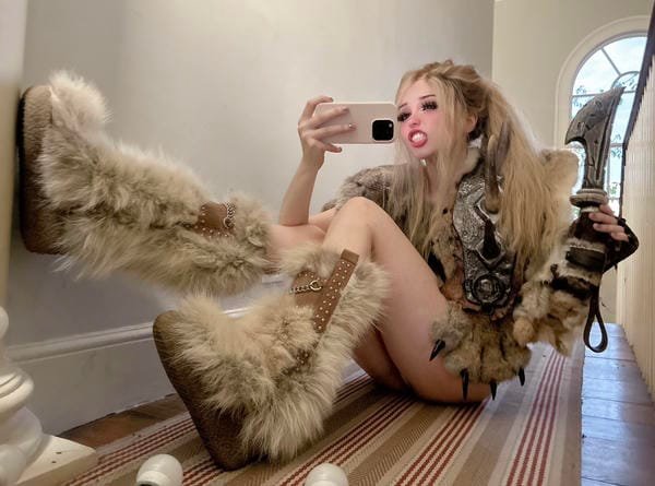 ảnh belle delphine sex 35