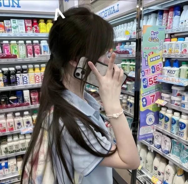 avatar ảnh girl che mặt ngầu 28