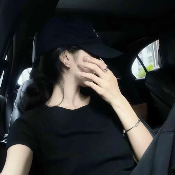 avatar ảnh gái xinh ngầu 2